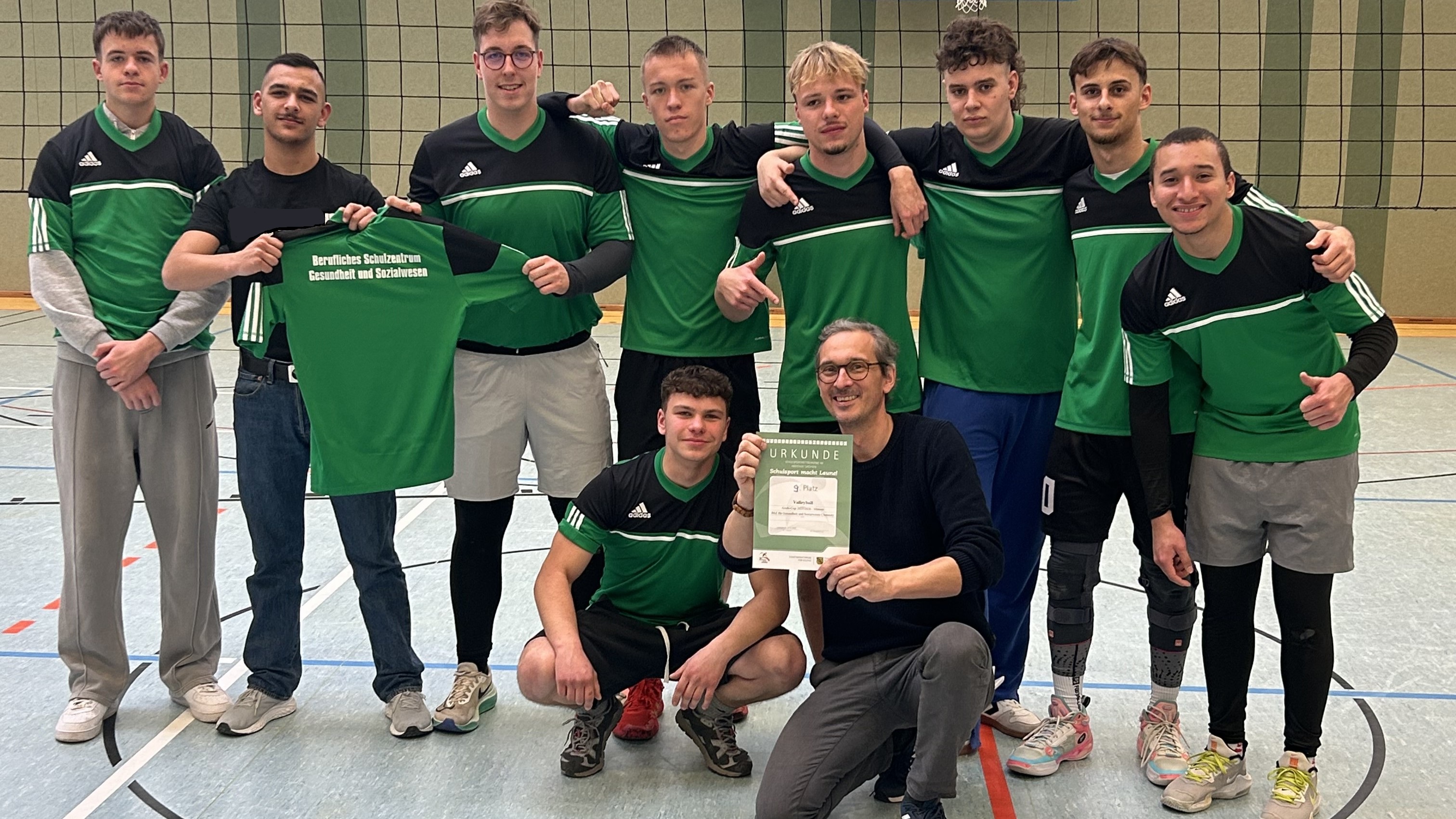 Volleyballer des BSZ nehmen am AZUBI-CUP in Limbach-Oberfrohna teil