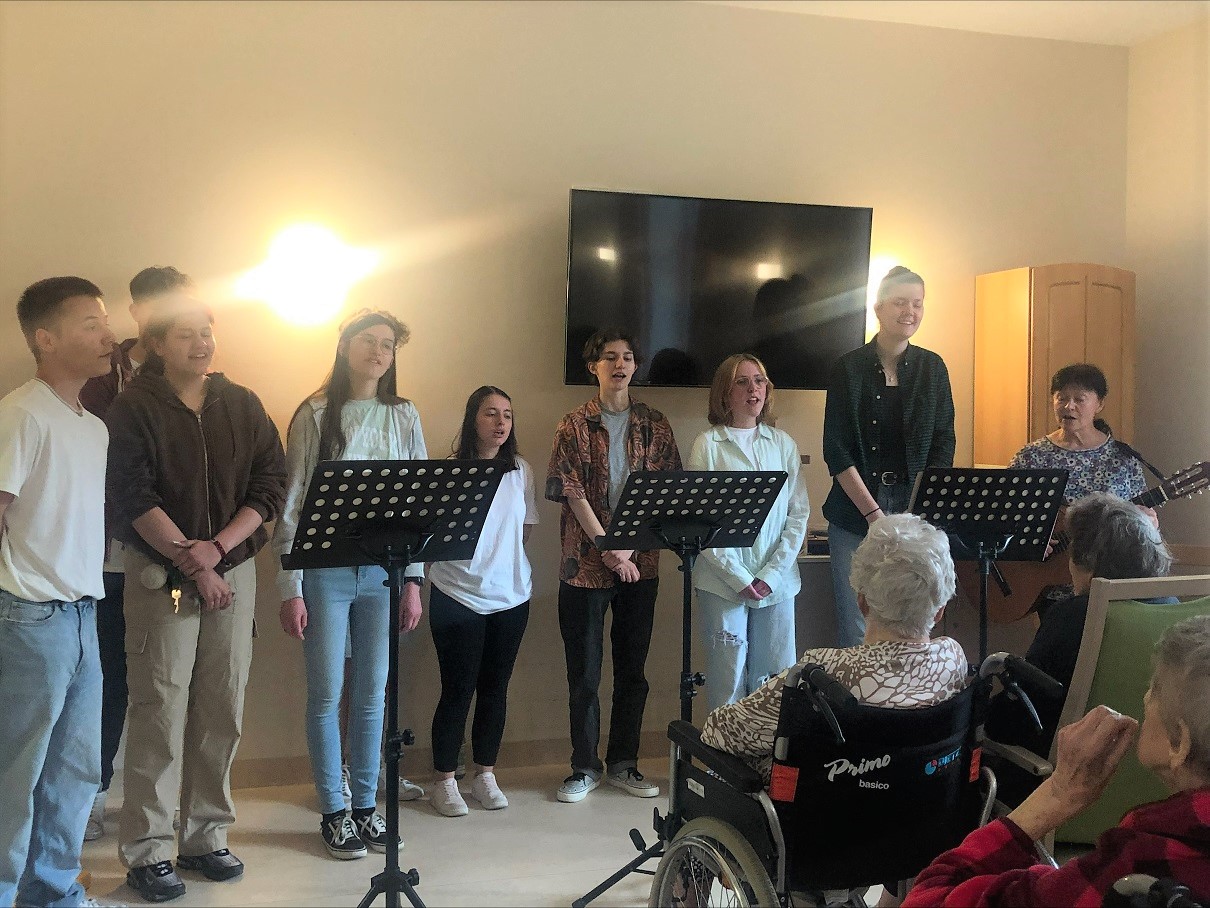 Musikauftritt in Kurzzeitpflege am Zeißigwald
